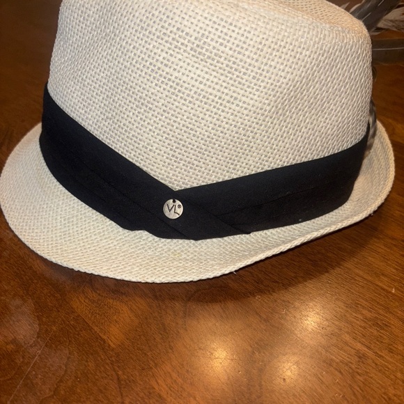 VL HAT - Picture 4 of 7